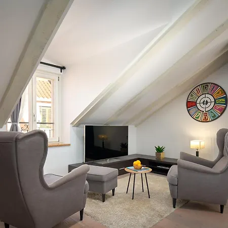 Split Old Town Luxury Rooms Pensjonat 3*